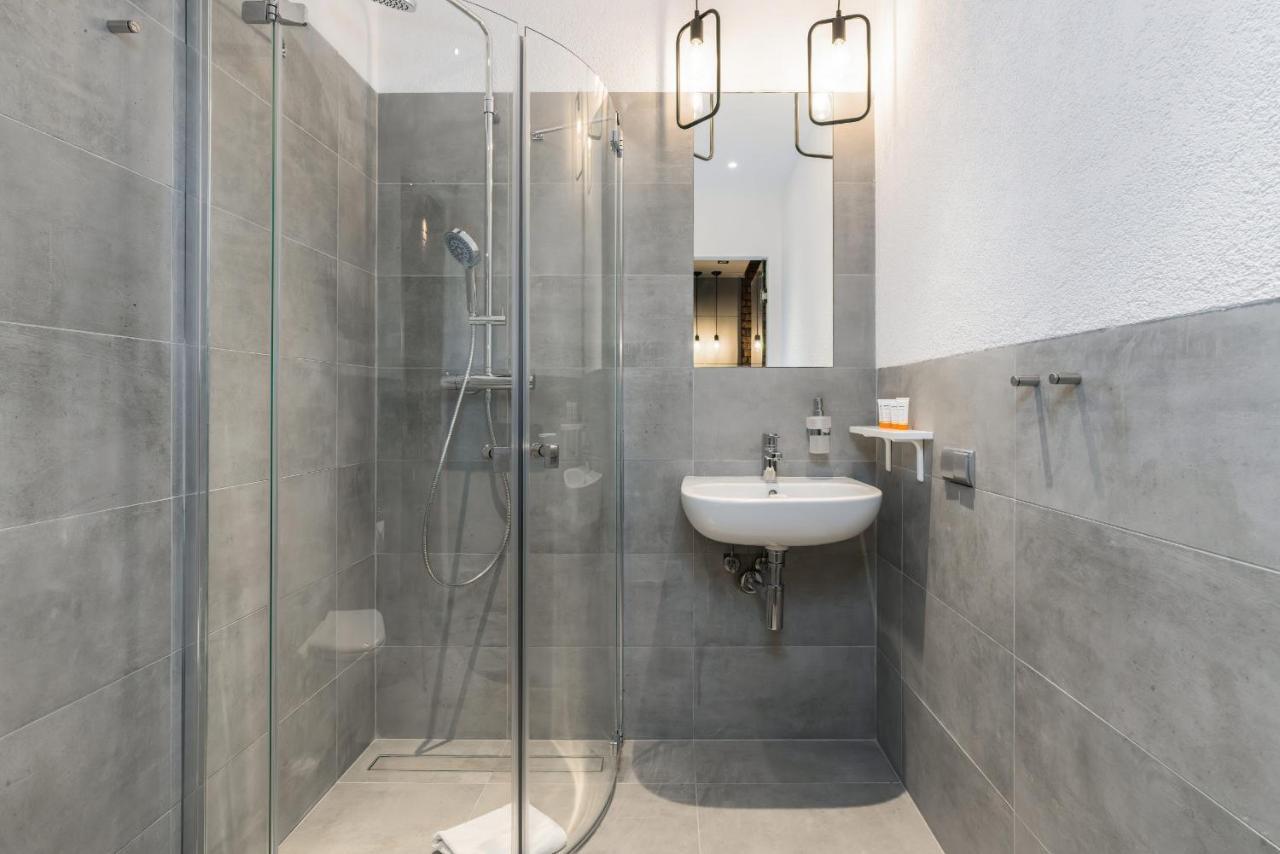 Level -1 Loft Apartments City Center Kopernika 波兹南 外观 照片