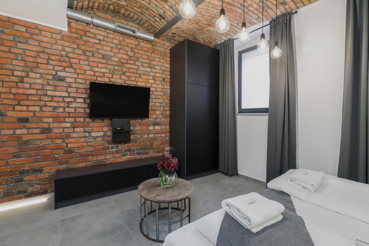 Level -1 Loft Apartments City Center Kopernika 波兹南 外观 照片