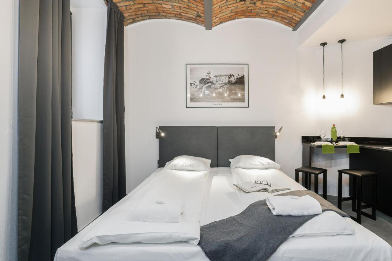 Level -1 Loft Apartments City Center Kopernika 波兹南 外观 照片